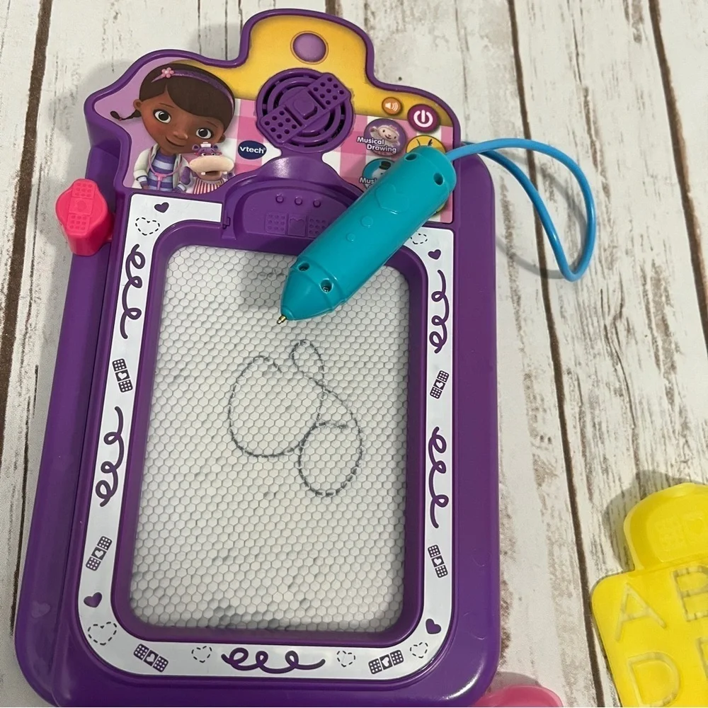 Disney Doc Mcstuffins Interactive‎ Clipboard Purple Pink Drawing Board
